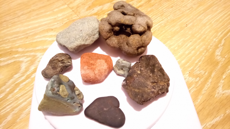 Камень для коллекции минерал самоцвет природный редкие камни