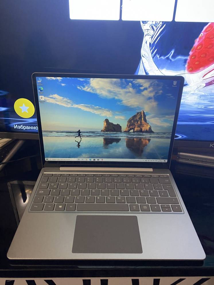 Продам новый ультрабук Microsoft surface laptop go