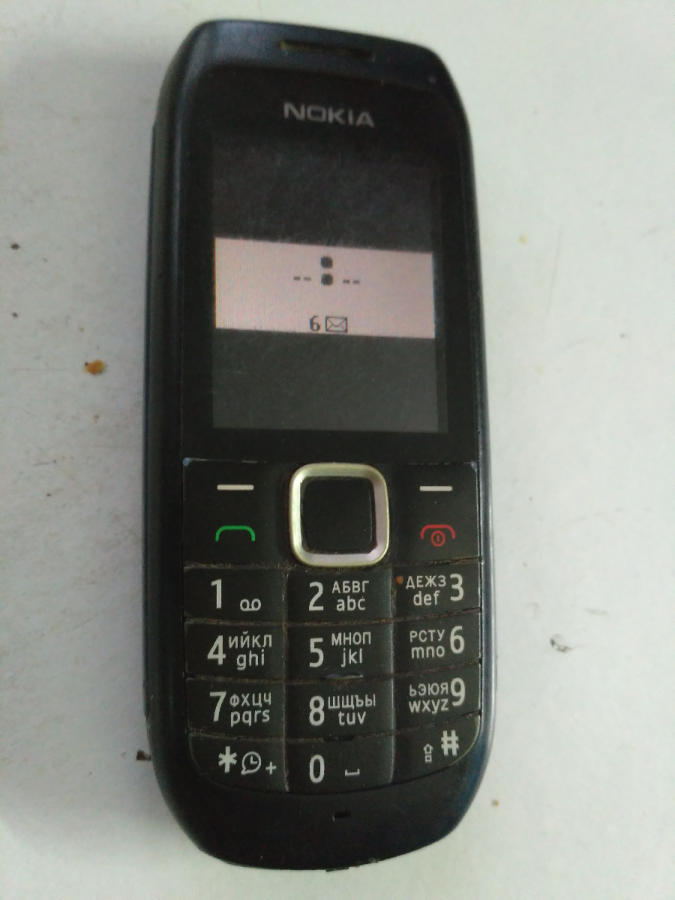 Nokia 1616 с зарядкой