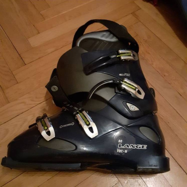 Лыжные ботинки производства Италия. LANGE 60 Vec-5 Ski boots