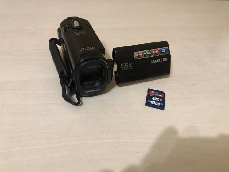 Видеокамера Samsung SMX-F40BP/XER