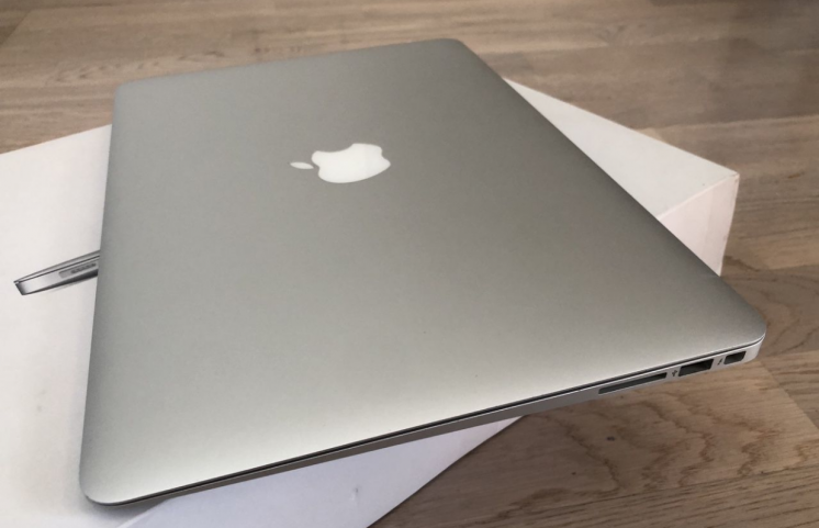 Ноутбук Apple MacBook Air 13 (2014)