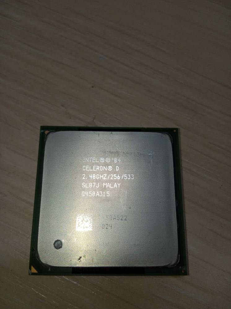 Процессор Intel Celeron D 320 2.40 ГГц (SL87J)