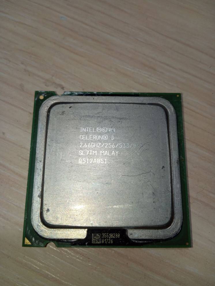 Процессор Intel Celeron D 330J 2,66 ГГц (SL7TM)