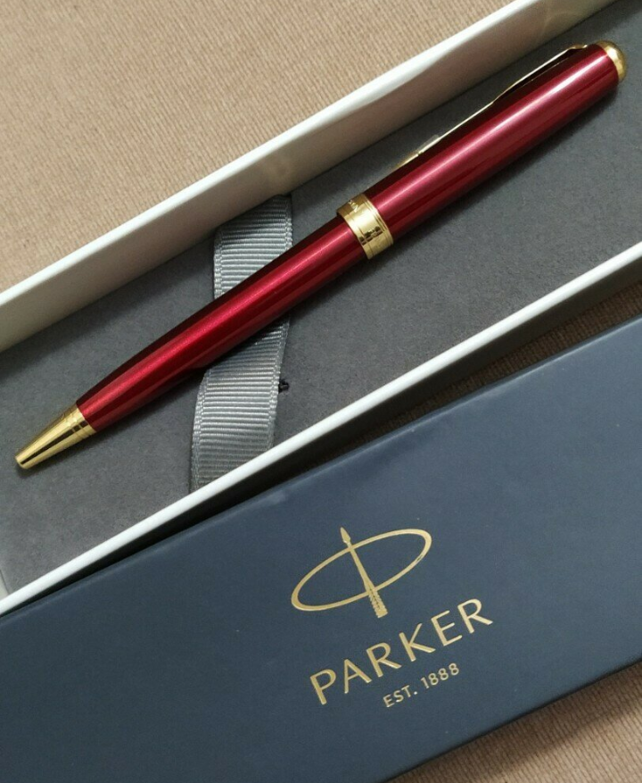 Шариковая ручка Parker Sonnet Red GT. Акция