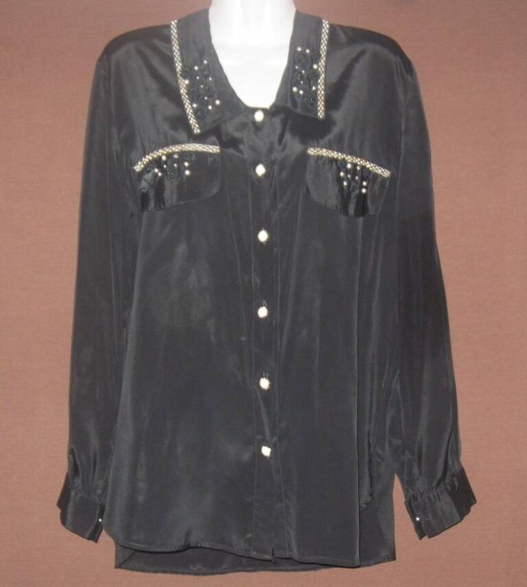Блузка - рубашка женская чёрная на пуговицах, с длинным рукавом. ПОГ –