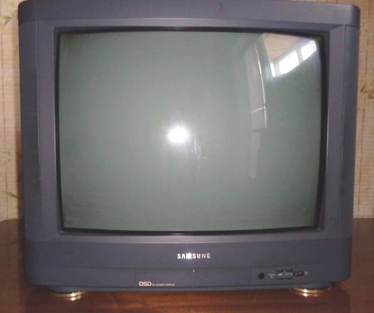 Телевизор цветной SAMSUNG