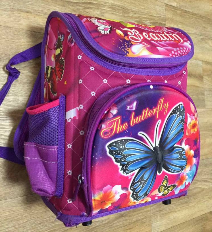 Продаётся яркий школьный портфель/ранец для девочки