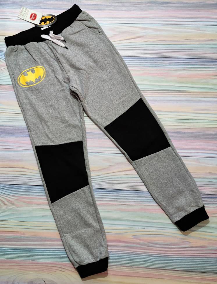 Серые спортивные штаны с Batman Cool Club р. 158