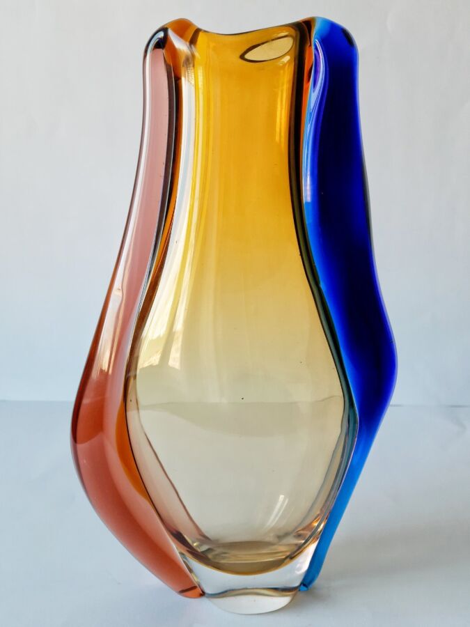 Большая Ваза ART GLASS цветное стекло Чехия 1960 автор HANA MACHOVSKA