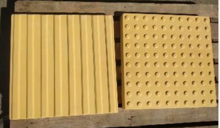 Тактильная плитка 500:500 мм желтая бетонная
