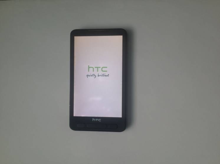 HTC Touch LEO T8585 / Коммуникатор ЭйчТиСи