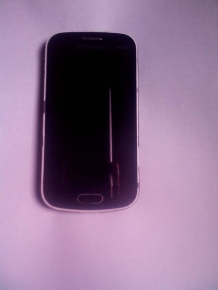 Телефон Samsung Galaxy S Duos S7562