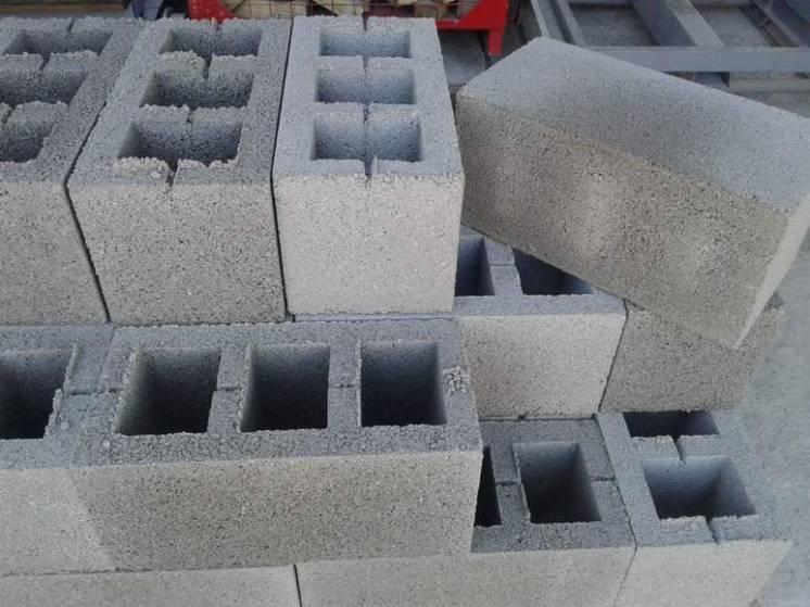 Купити бетонний блок стіновий за ціною виробника пропонуємо.
