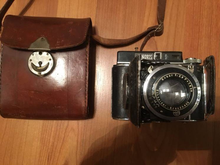 продам антикварний фотоапарат Noris німецький