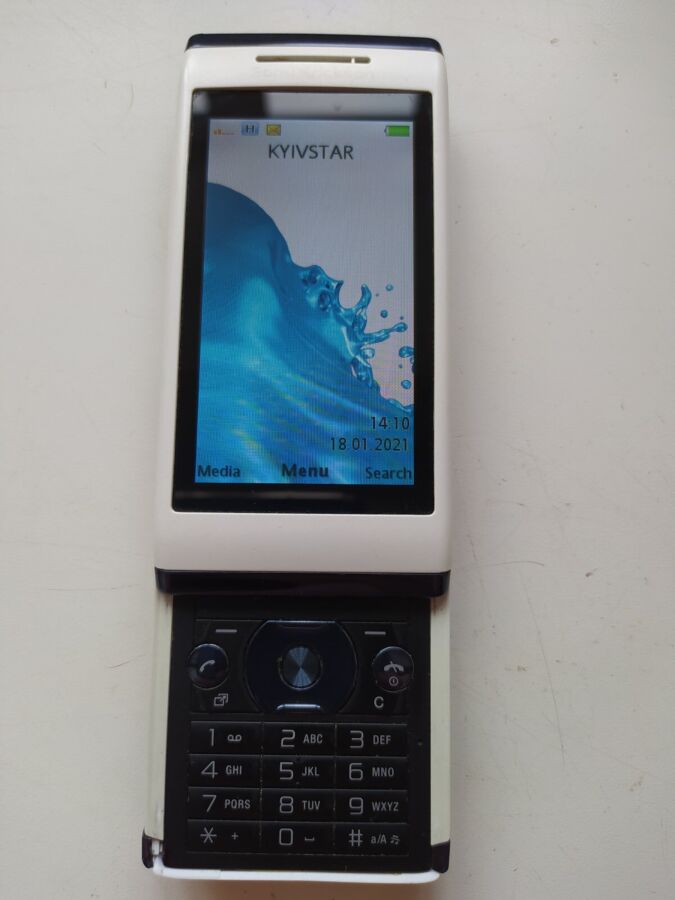 Sony Ericsson U10i Aino