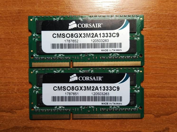2x4Gb DDR3 Corsair PC3-10600S CMS08GX3M2A1333C9