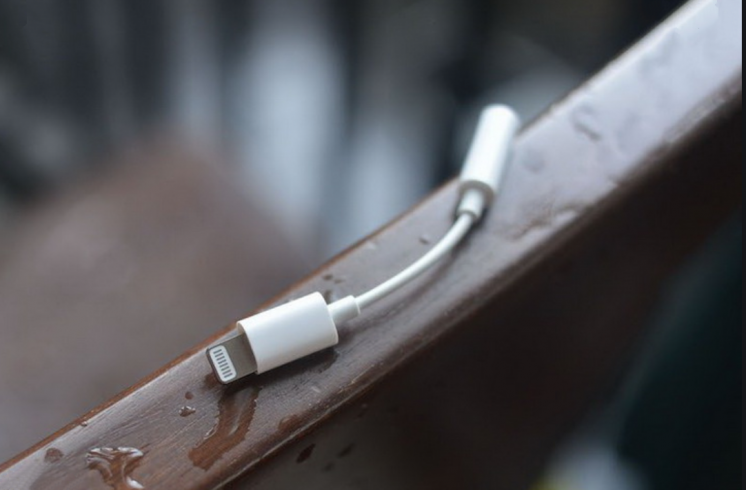 Кабель Apple Lightning  для iPhone, iPad, -  150 грн