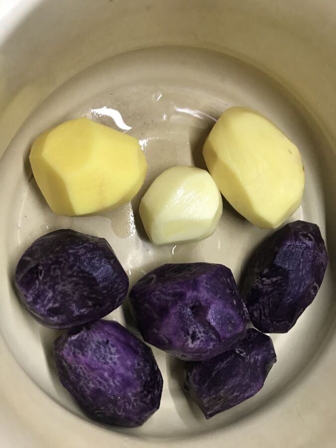 Фиолетовая картошка. Картофель Солоха