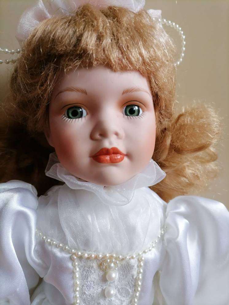 фарфоров  кукла    40 см коллекцион испания