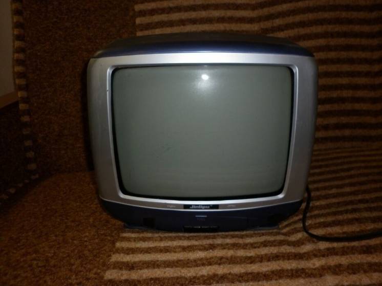 Продам чёрно-белый телевизор Jinlipu