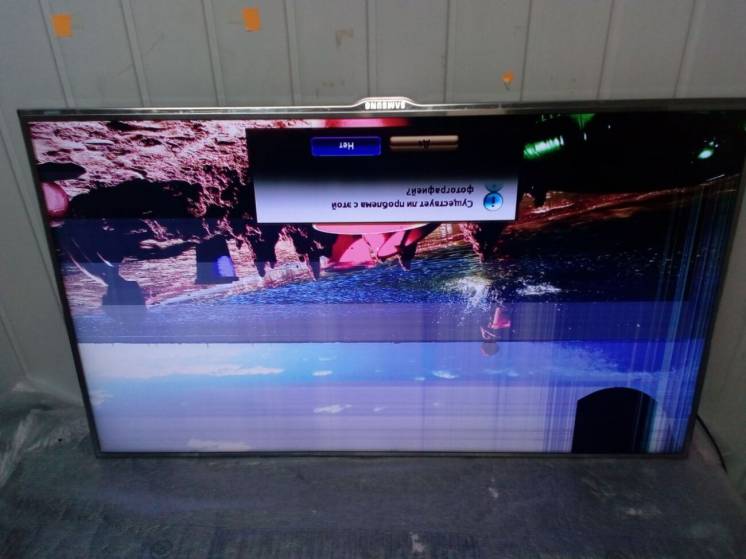 Рабочий Samsung UE40D8000, разбит экран, материнская плата BN41-01622C