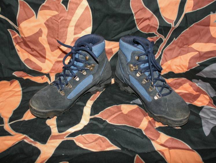 Ботинки для подростка с мембраной Dry Tex 36 р,Vibram
