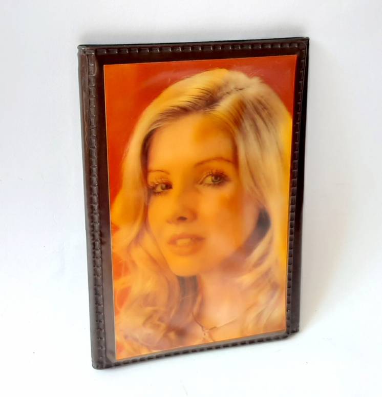 Винтажный бумажник с моргающей девушкой, 60-70е гг. Не пользованный.