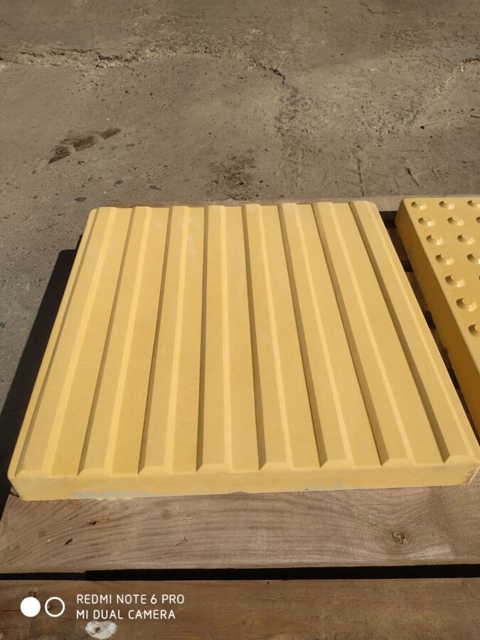 Тактильная плитка бетонная 