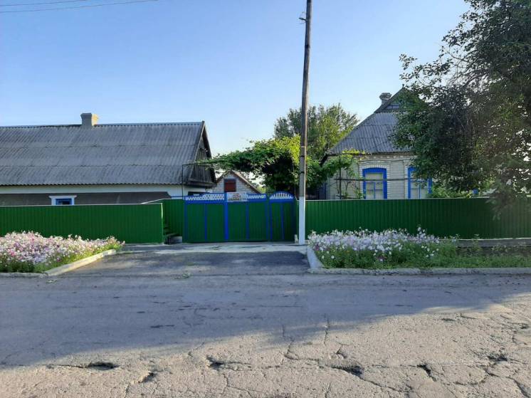 Продается дом в с. Константиновка, Марьинский район, Донецкой области