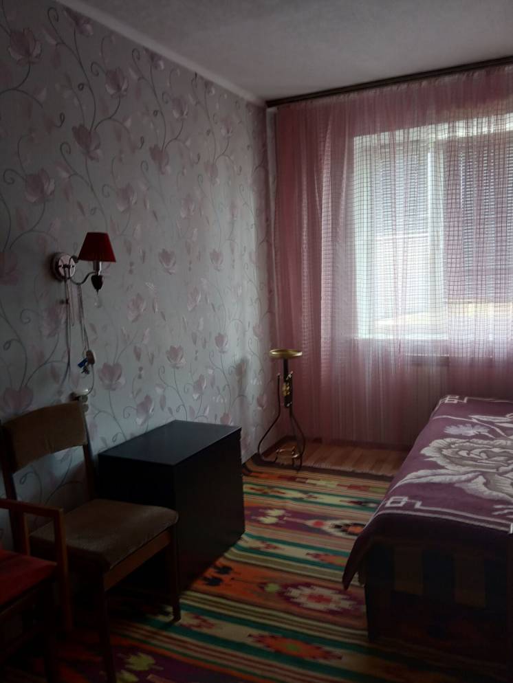 Продам комнату в общежитии блочного типа м. Черниговская