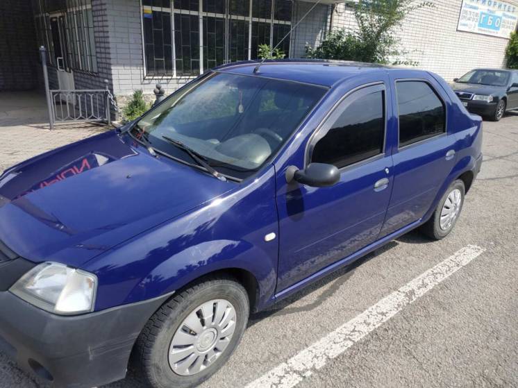 Dacia Logan офіційна