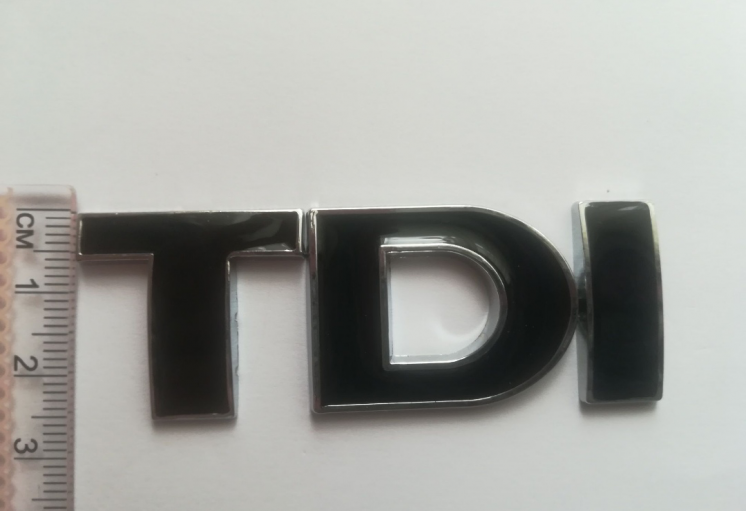Емблема TDI. Аксесуар TDI