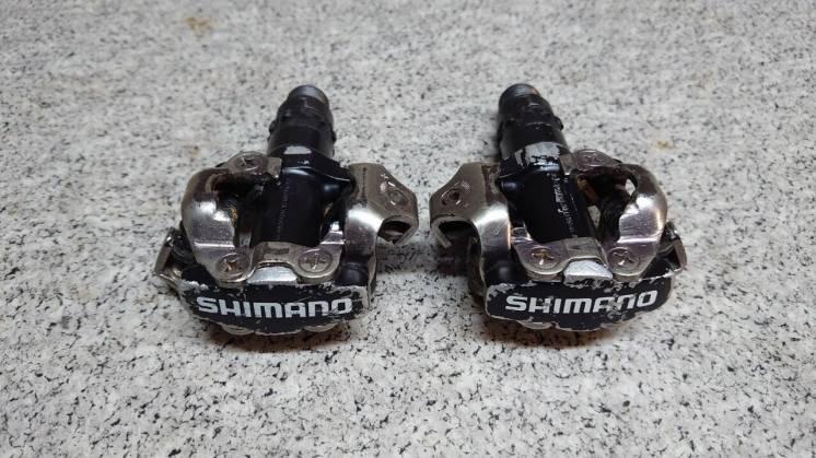 Контактні педалі Shimano PD-M520