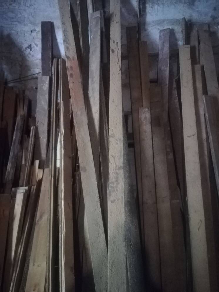 Доска,брус,балка деревянная для стройки