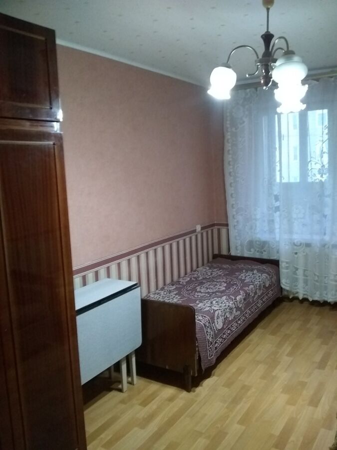 Здам окрему кімнату по вул.Київській. Без господарів!