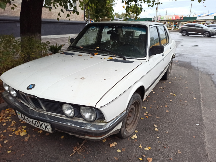 Продам BMW E28 (Акула)