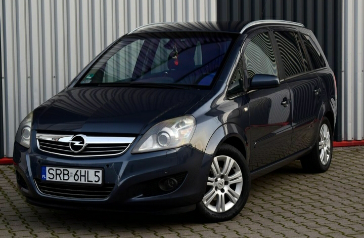 Продам Opel Zafira 2009 год возможна рассрочка на 12 месяцев