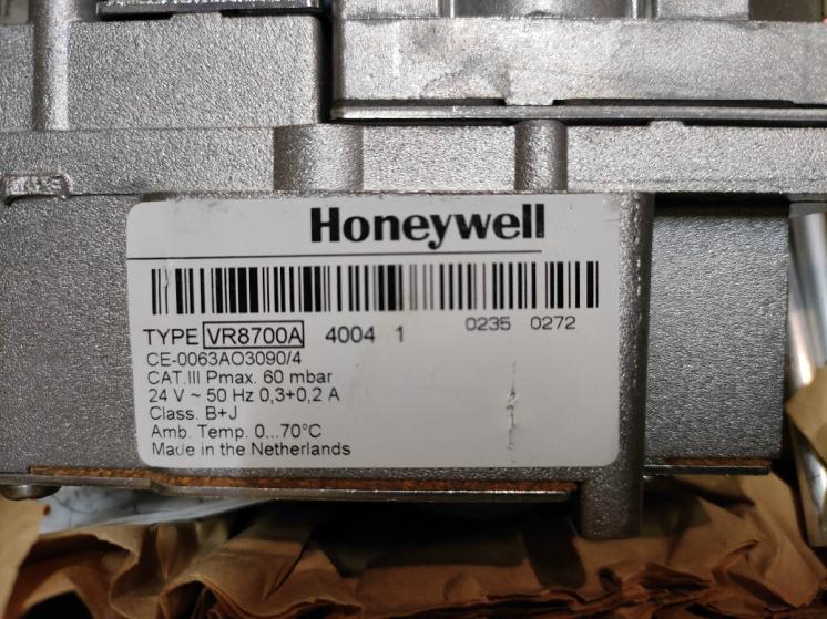Газова арматура Honeywell,type VR8700A,нова з Голандії.