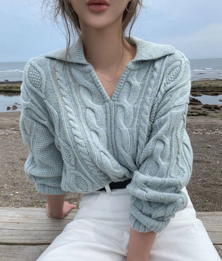 Стильный женский свитер oversize