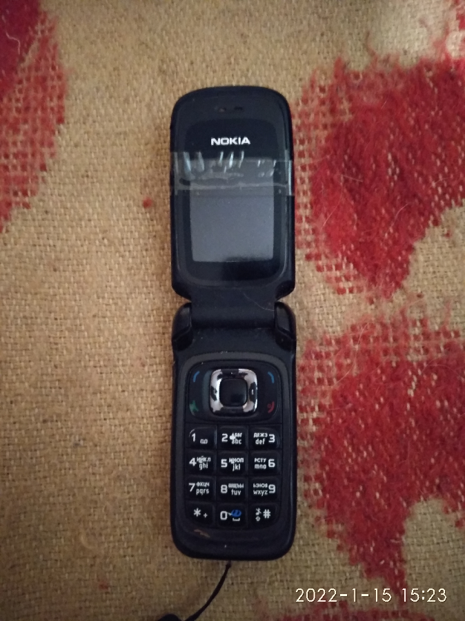 Продам Nokia 6085 на запчасти.