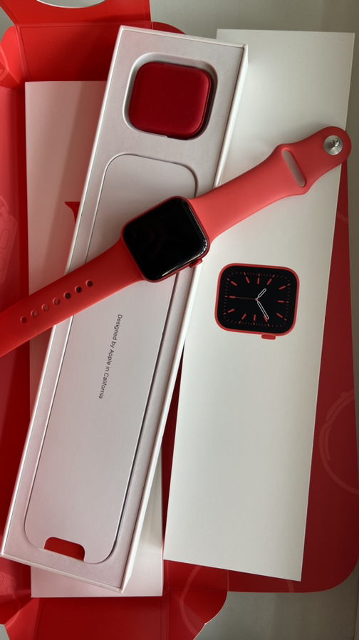 Apple Watch Series 6 40mm Red Aluminum Case Red Sport Band GPS