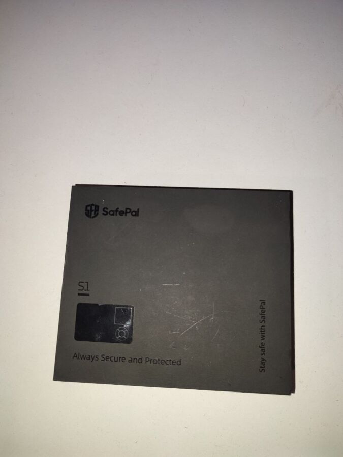 Крипто кошелёк SafePal S1 новый в упаковке не открывался