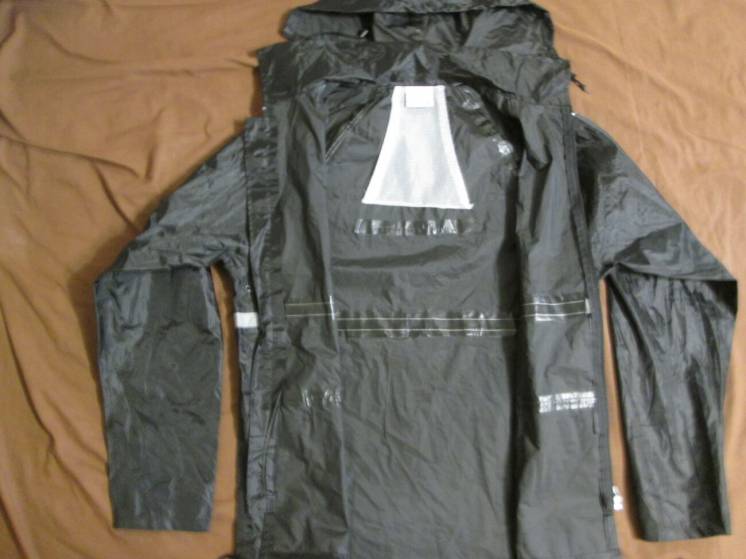 Куртка непромокаемая дождевик на рост 165-170 см