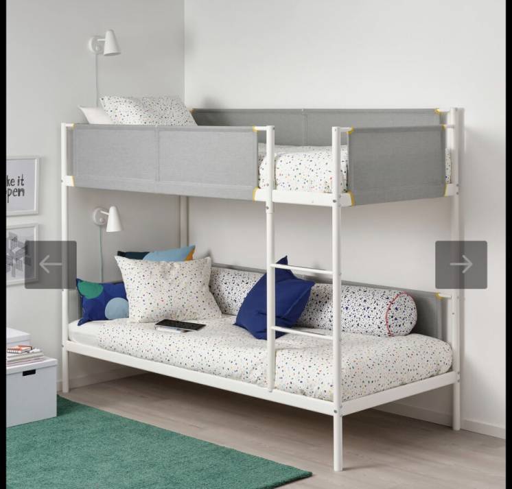 Двухъярусная кровать IKEA с матрацами