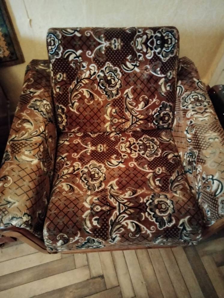 б/у:  кресло кровать 190*60 см, тканевая обивка, производства Украина