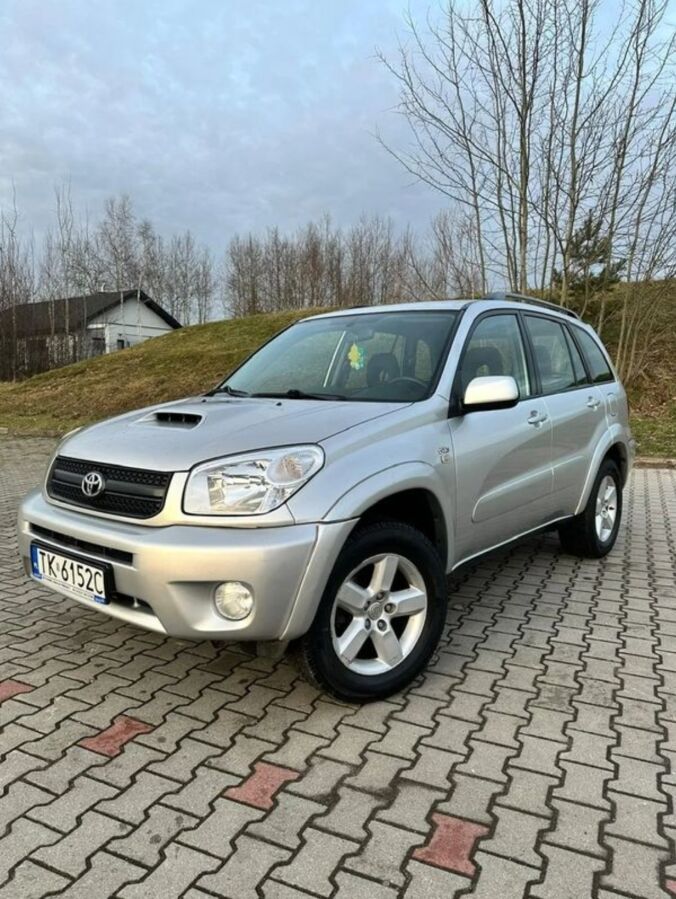 Продам toyota RAV4