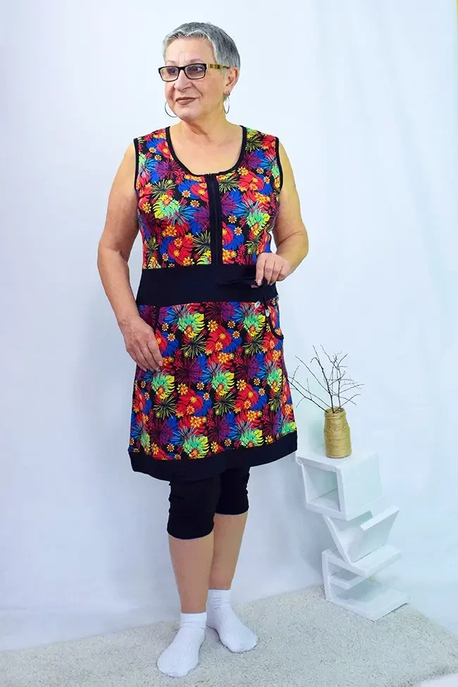 Жіночий сарафан 