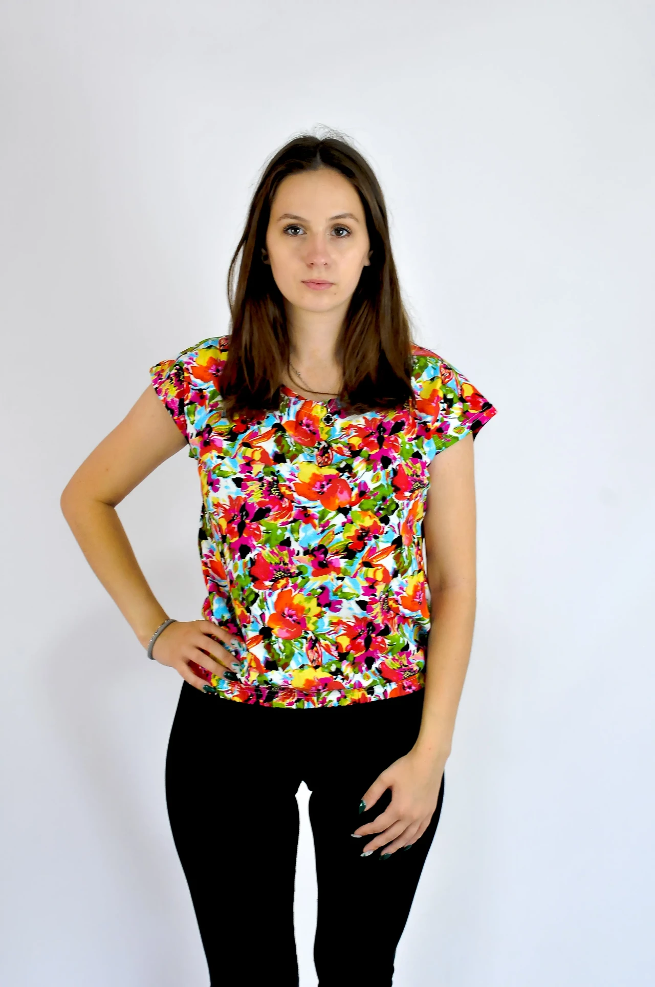 Жіноча футболка з краплею