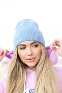 Шапка жіноча